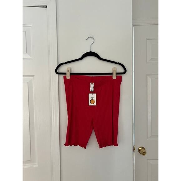 NWT Tropic of C by Candice Swanepoel Hot Pink Lettuce Edge Ribbed Biker Shorts - Picture 3 of 6